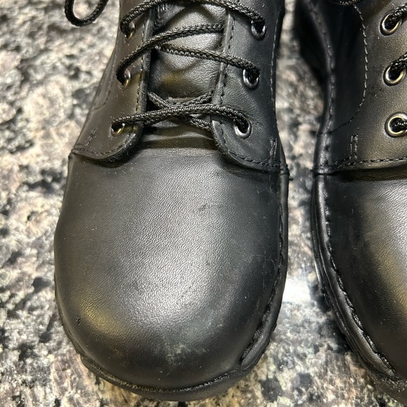 RED WING 2323 Size 5.5 Leather Aluminum Toe Work Oil Resistant Steel Oxford Shoe - Picture 8 of 14